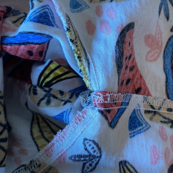 Small The Moon Tropical Cropped Button Up - Picture 6 of 8